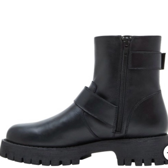 Steve Madden Black Leather Combat Boots-NIB - Picture 3 of 5